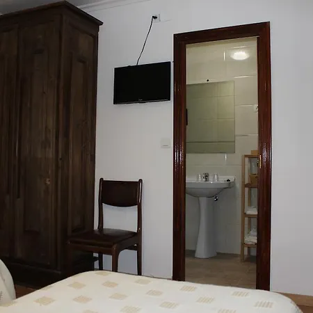 Hostal Monte Rio 3* Trescares